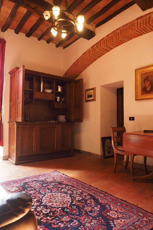 La Casina Di Cagnano Apartment มอนติปุลเชียโน ห้อง รูปภาพ