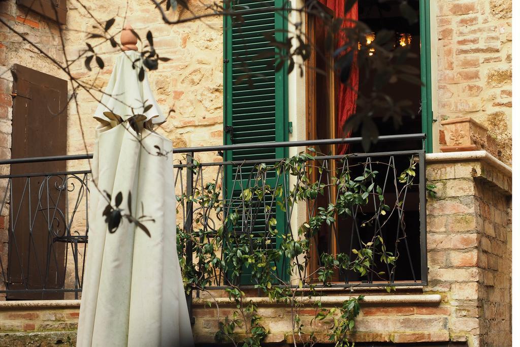La Casina Di Cagnano Apartment มอนติปุลเชียโน ห้อง รูปภาพ